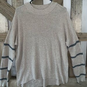 American Eagle sweater